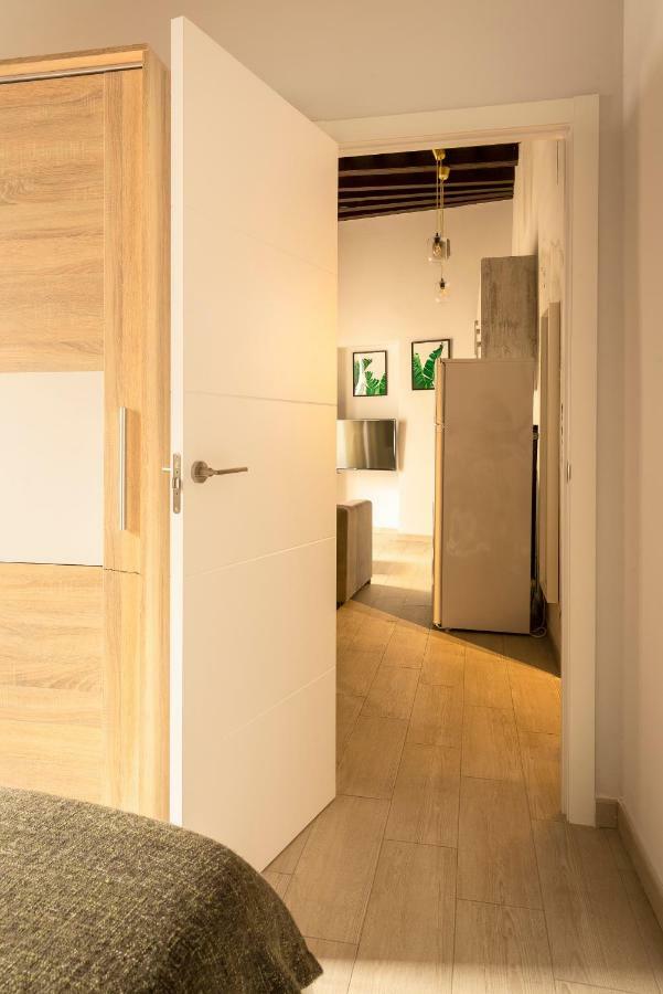 Poniente, íntimo apartamento en el corazón de Cádiz Exterior foto